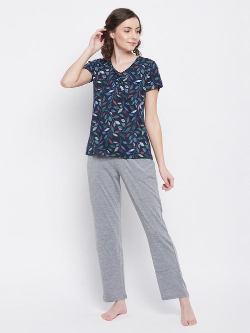 v-neck printed nightwear pajama set  - 18205197 - Very Small Image - 1
