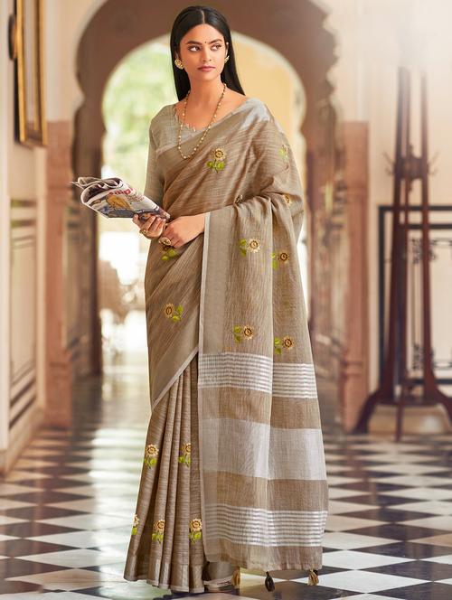 self design woven saree - 18206044 - Very Small Image - 1