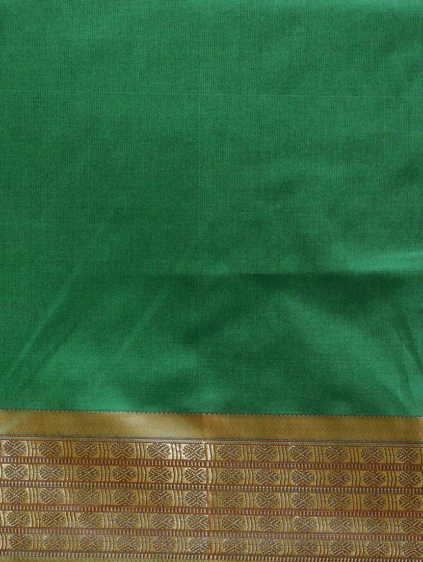 green silk blend banarasi saree with blouse - 18212947 - Standard Image - 3