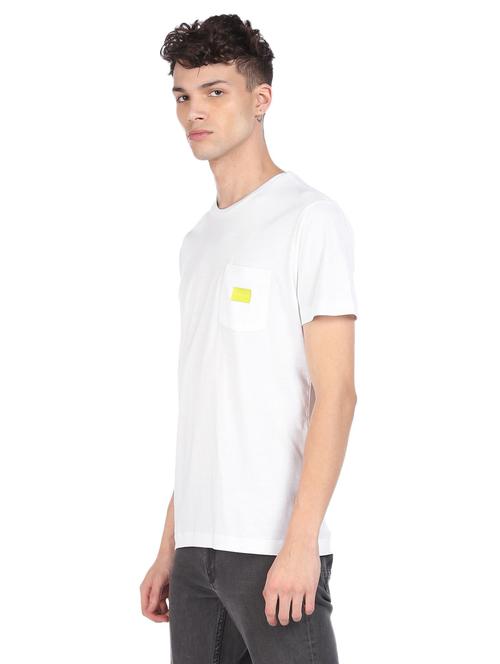 white solid t-shirt - 18216674 - Very Small Image - 1