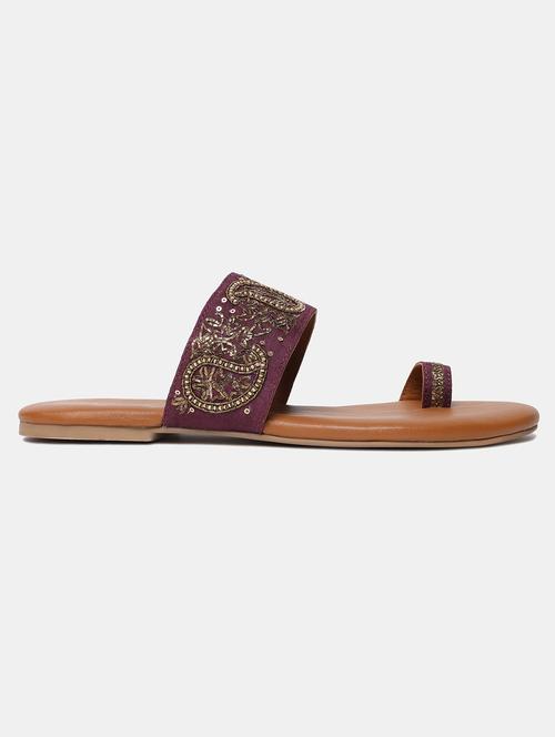 purple fabric ethnic sandals - 18223931 - Very Small Image - 1