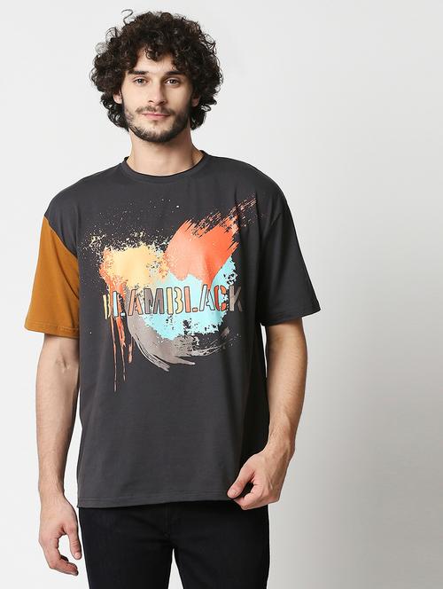 grey chest-printed color-blocked t-shirt - 18224554 - Very Small Image - 1