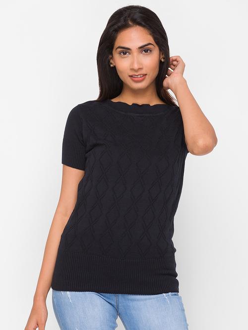 women's plain scalloped neck t-shirt - 18259484 - Very Small Image - 1