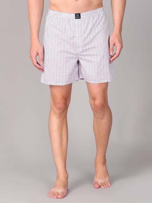 white checkered boxer - 18260724 - Very Small Image - 1
