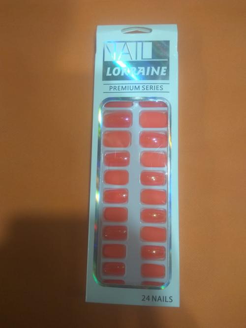 artificial nail set  - 18260778 - Very Small Image - 1