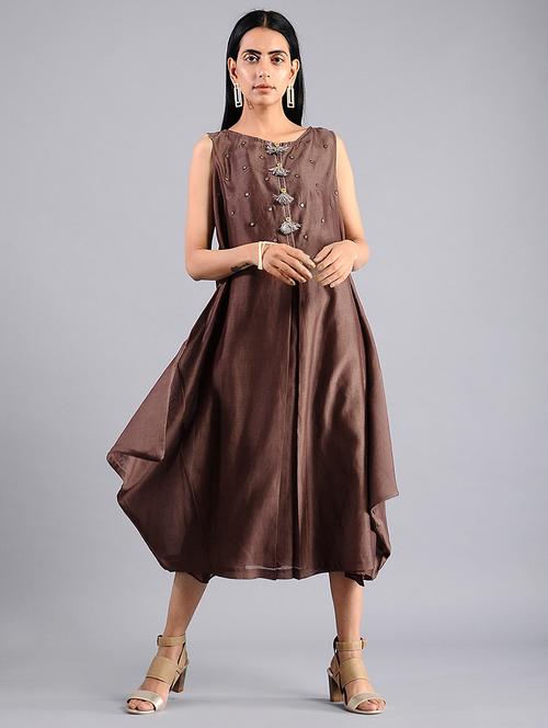 round neck embellished flared dress - 18270251 - Very Small Image - 1