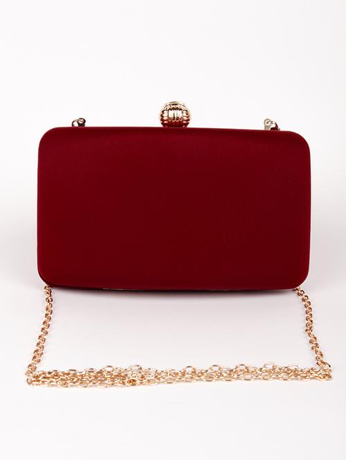 red solid regular clutch - 18278110 - Very Small Image - 1