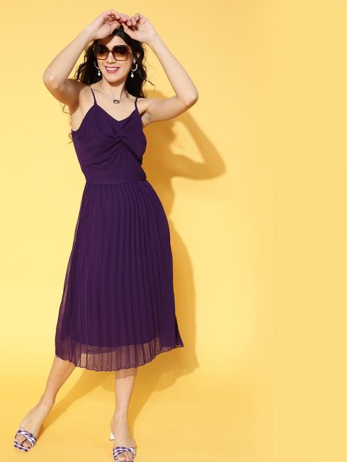 Women's Solid Dress - 18290268 - Very Small Image - 1