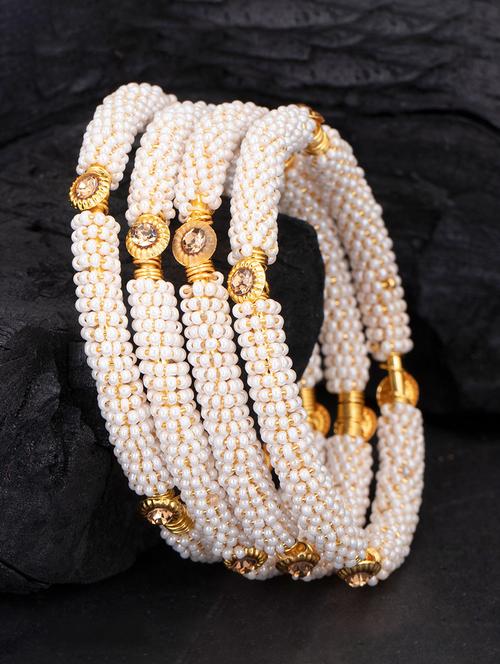 set of 4 white metal bangle - 18295221 - Very Small Image - 1