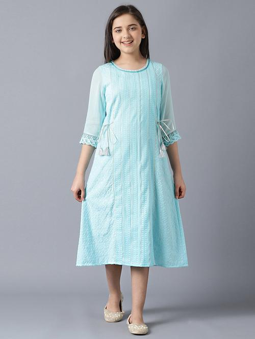 blue embroidered regular kurta - 18305432 - Very Small Image - 1