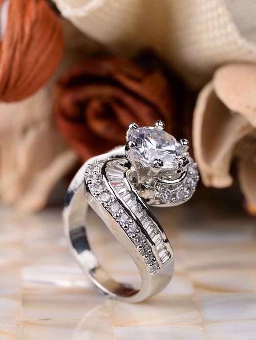 white brass finger  ring - 18321672 - Very Small Image - 1