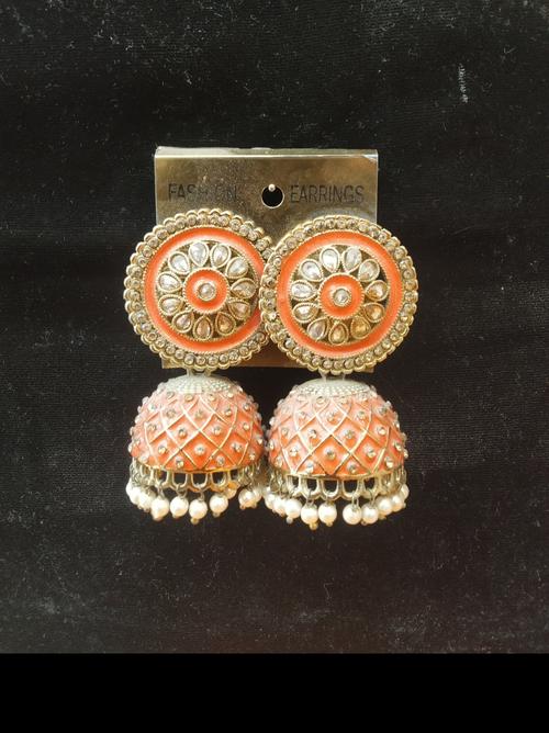 ladies earrings  - 18325885 - Very Small Image - 1