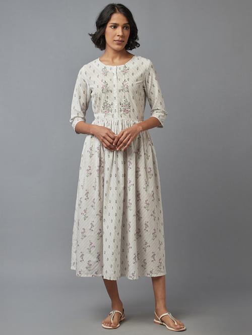 white floral flared ethnic dress - 18327101 - Very Small Image - 1