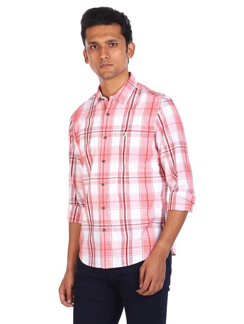 red checkered casual shirt - 18330883 - Very Small Image - 1