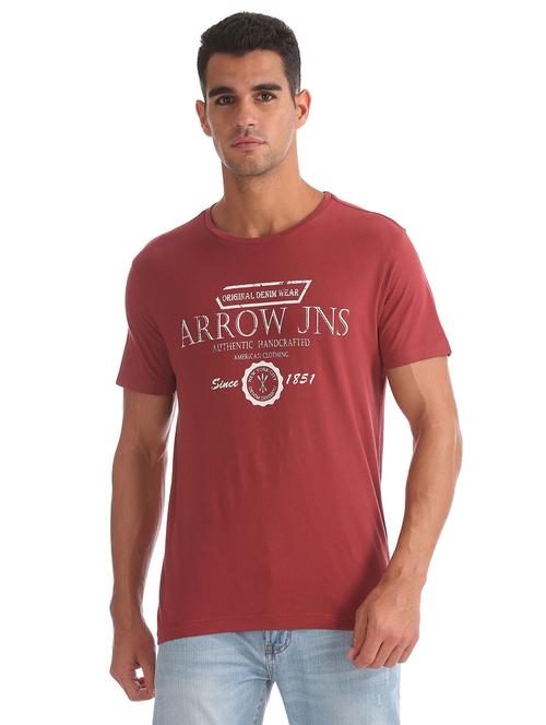 red chest print t-shirt - 18332870 - Very Small Image - 1