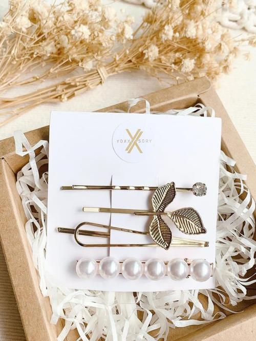 hair accessories white color  - 18338862 - Very Small Image - 1