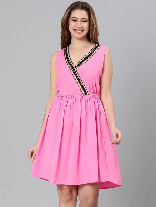 v-neck lace detail flared dress - 18354517 - Very Small Image - 1