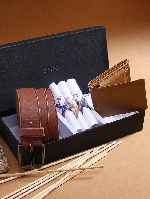 tan leatherette belt with wallet  - 18356844 - Very Small Image - 1