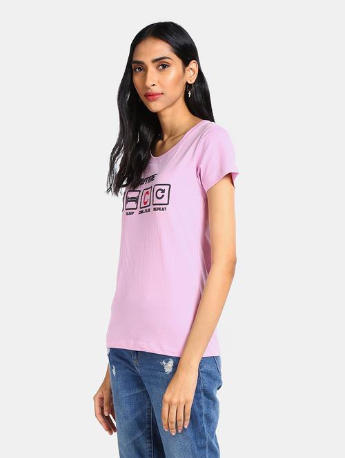 women's chest print round neck t-shirt - 18358431 - Very Small Image - 1