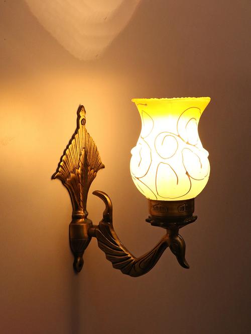 somil white, yellow, round holder b38 compatible with 5 to 60 watt (set of 4) mo020 - 18365451 - Very Small Image - 1