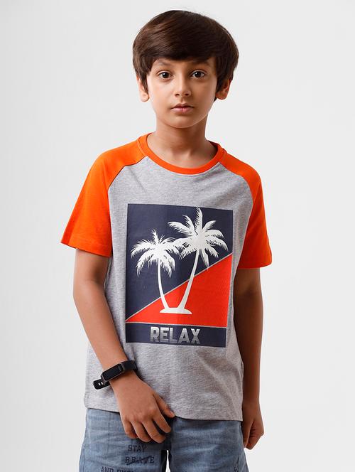 grey color block regular tee - 18376125 - Very Small Image - 1