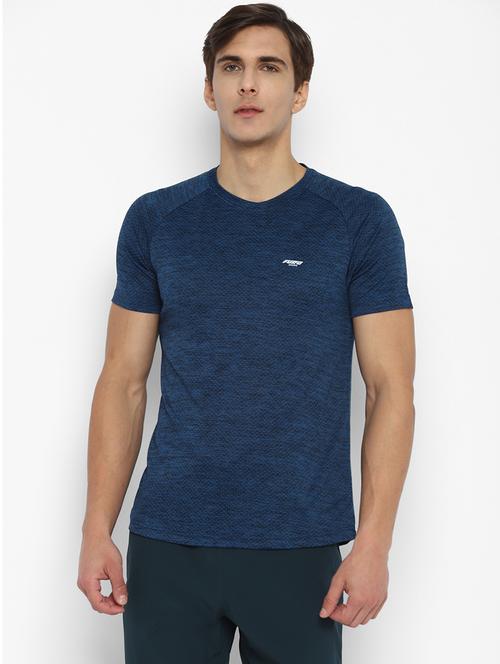 blue solid t-shirt - 18380861 - Very Small Image - 1
