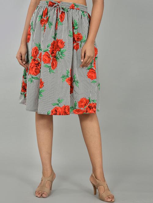 mid rise floral flared skirt - 18397352 - Very Small Image - 1