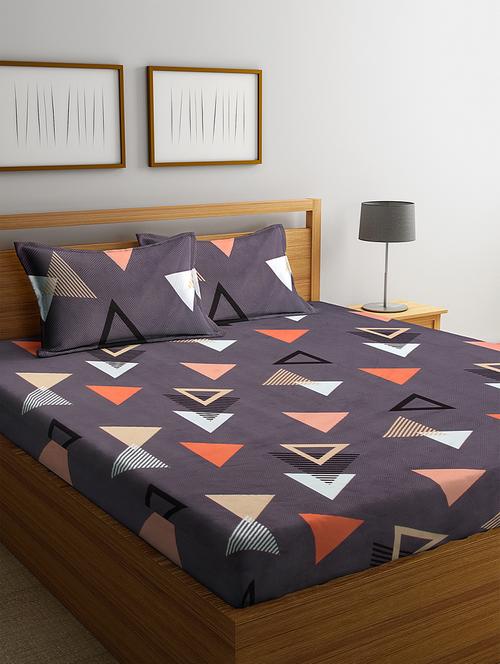 klotthe multi geometric 210 tc cotton blend double bedsheet with 2 pillow covers - 18399343 - Very Small Image - 1