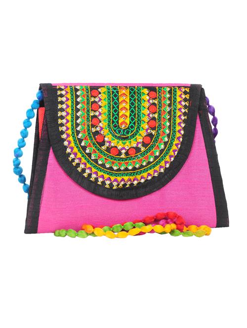 pink embroidered regular handbag - 18399930 - Very Small Image - 1