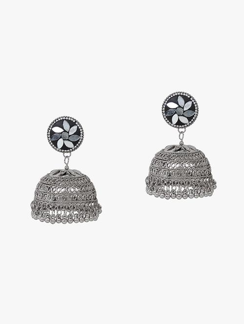 silver metal jhumka earring - 18409397 - Very Small Image - 1