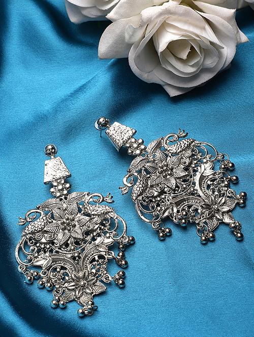 silver metal chandellier earring - 18409400 - Very Small Image - 1
