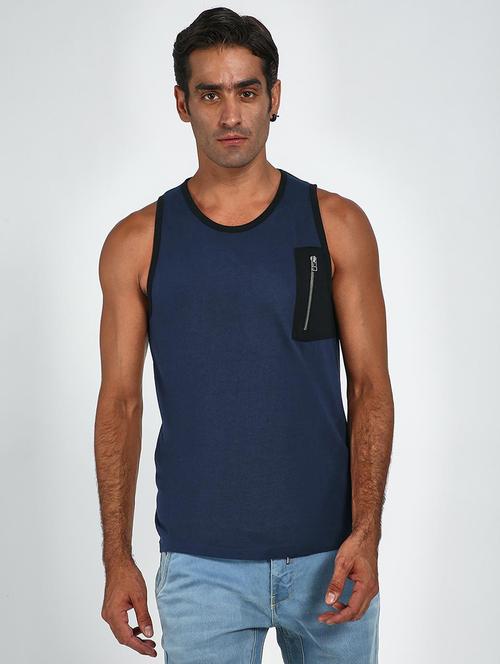 navy color-blocked vest - 18418583 - Very Small Image - 1