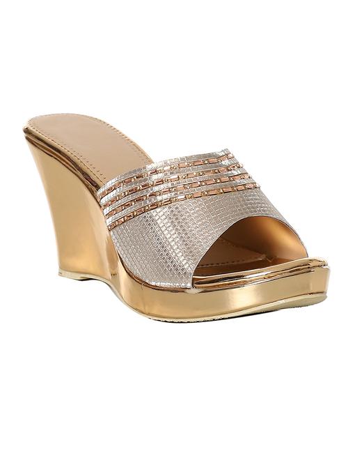 golden wedges - 18432188 - Very Small Image - 1