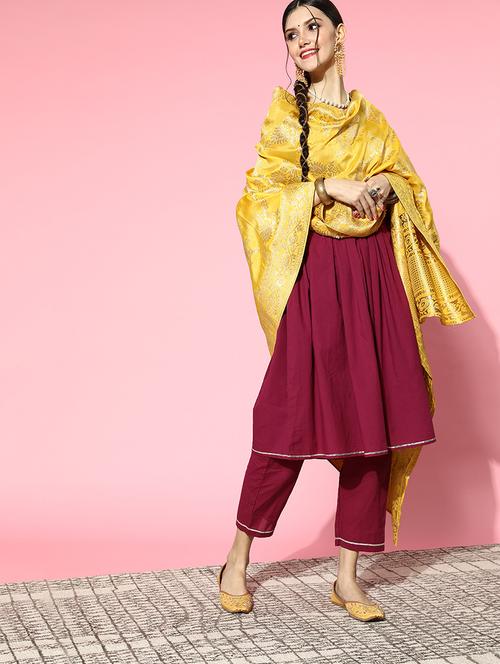 yellow silk dupatta - 18435364 - Very Small Image - 1