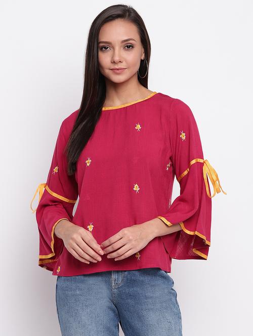 women's straight round neck top - 18442448 - Very Small Image - 1