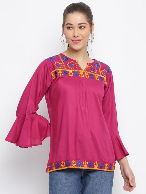 women's straight v neck top - 18443106 - Very Small Image - 1