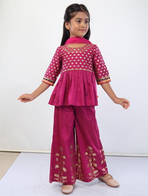 magenta printed palazzo  suit set  - 18445798 - Very Small Image - 1