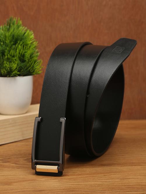 black leather belt - 18449296 - Very Small Image - 1