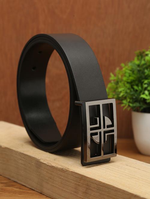 black leather belt - 18449312 - Very Small Image - 1