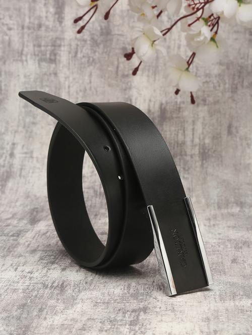 black leather belt - 18449346 - Very Small Image - 1