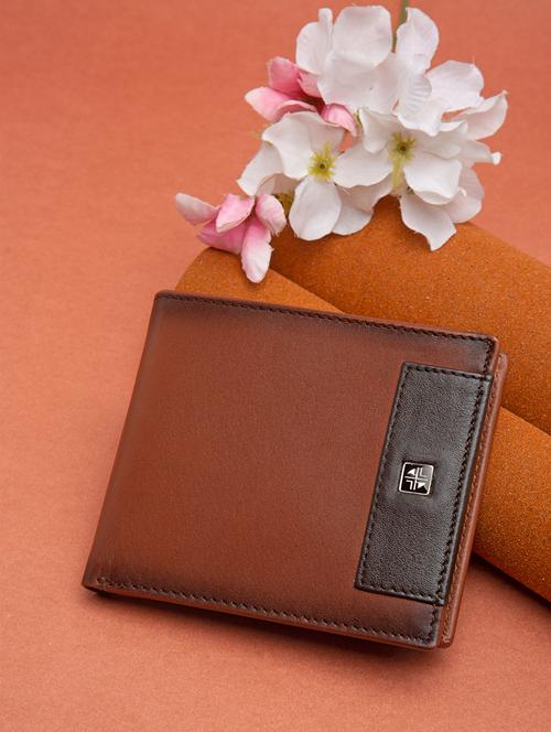 tan leather wallet - 18458706 - Very Small Image - 1