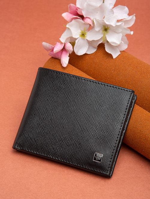 black leather wallet - 18458726 - Very Small Image - 1