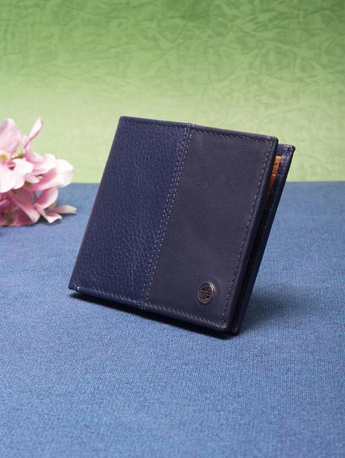 navy leather wallet - 18458743 - Very Small Image - 1