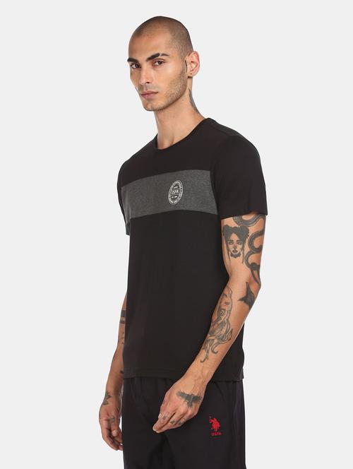 black color-blocked t-shirt - 18464365 - Very Small Image - 1