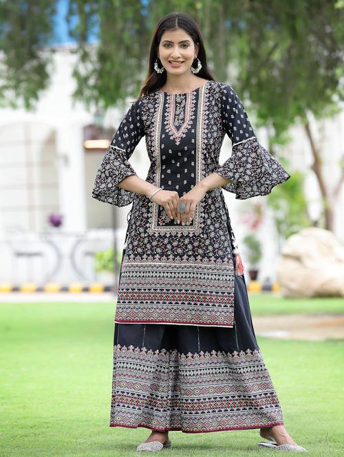 bell sleeves kurta palazzo set - 18465755 - Very Small Image - 1