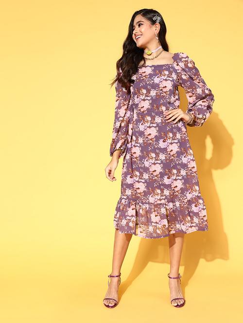 Women's Tiered Dress Floral Dress - 18472554 - Very Small Image - 1