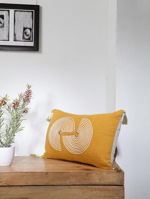 blanc9 retro sequins embellished yellow rectangle cotton cushion cover 12x20inches - 18473113 - Very Small Image - 1