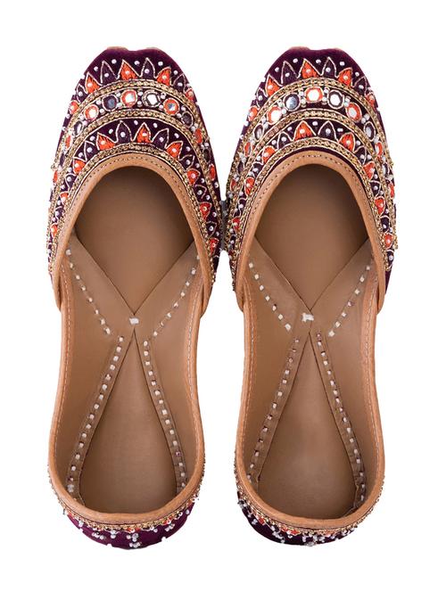women embellished slip on juti  - 18473868 - Very Small Image - 1