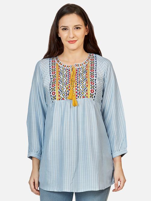embroidered fusion kurti - 18476955 - Very Small Image - 1