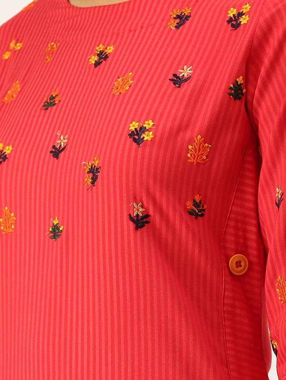 women's straight kurta - 18480668 - Standard Image - 3